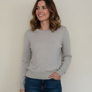 J. Crew 100% Merino Wool Knit Crew Neck Sweater XS